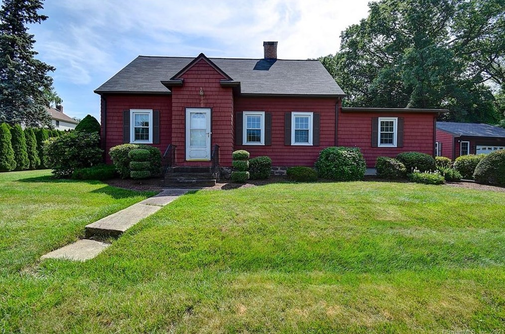 931 Prospect St, Hartford CT  06109-3547 exterior