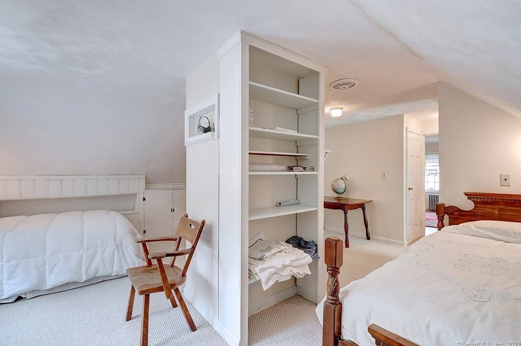 931 Prospect St, Hartford CT  06109-3547 exterior