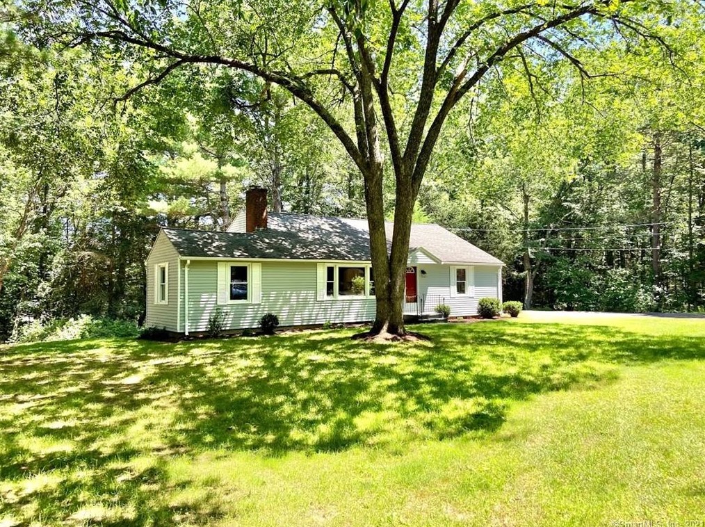 26 Crescent Way, Simsbury CT  06070-2306 exterior
