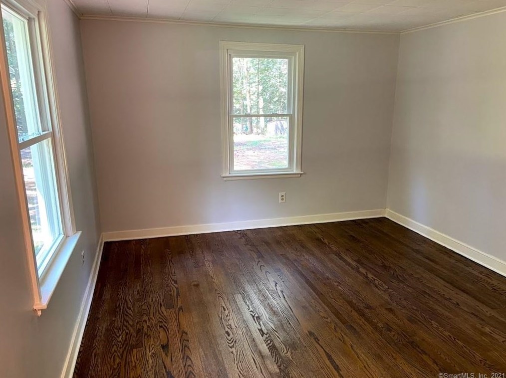 26 Crescent Way, Simsbury CT  06070-2306 exterior