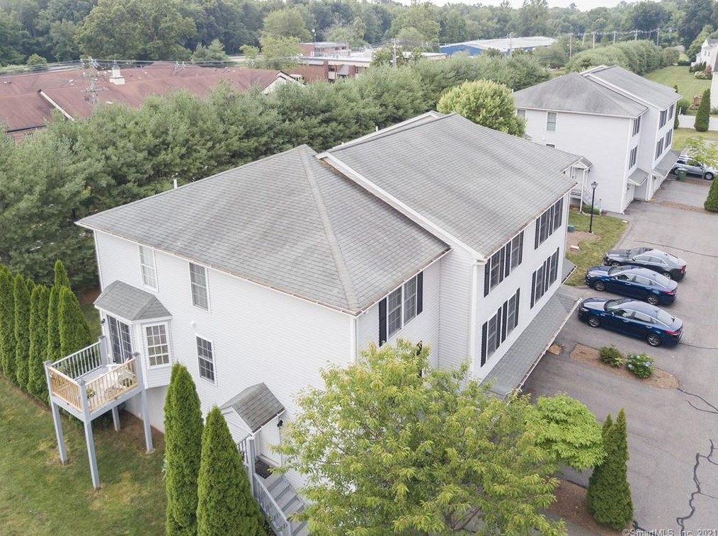 3 Catherine Ct, Wallingford CT  06492-4386 exterior
