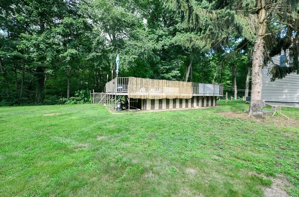 211 Longview Ter, Union City CT  06770-3462 exterior