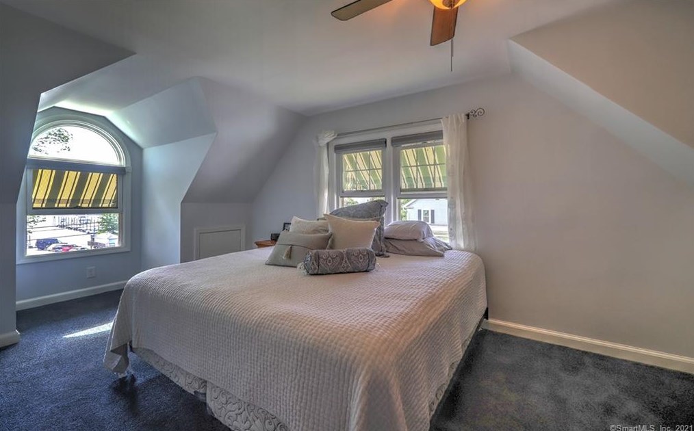 75 Housatonic Ave, Stratford CT  06615-6089 exterior