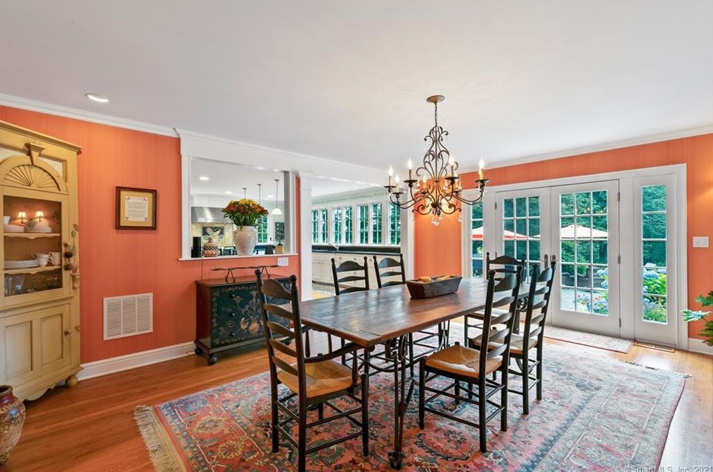 9 Gallows Hill Road Ext, West Redding CT  06896-1403 exterior