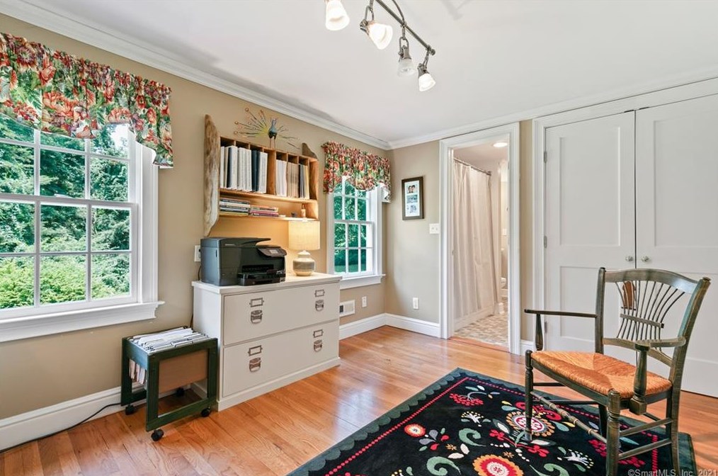 9 Gallows Hill Road Ext, West Redding CT  06896-1403 exterior