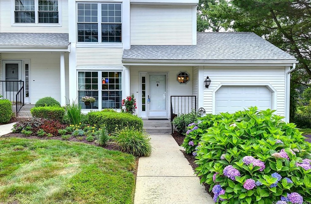 106 The Arbors, Rocky Hill CT  06067-3250 exterior