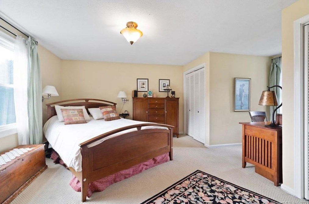 161 Race Hill Rd, Madison CT  06443-1692 exterior