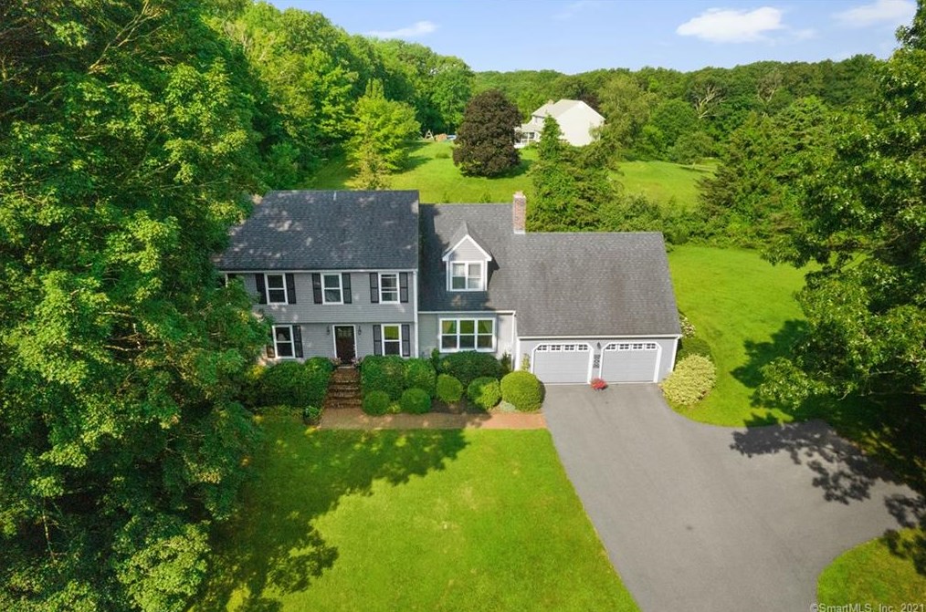 161 Race Hill Rd, Madison CT  06443-1692 exterior