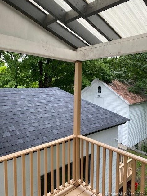 32 Park Pl, Winsted CT  06098-1706 exterior