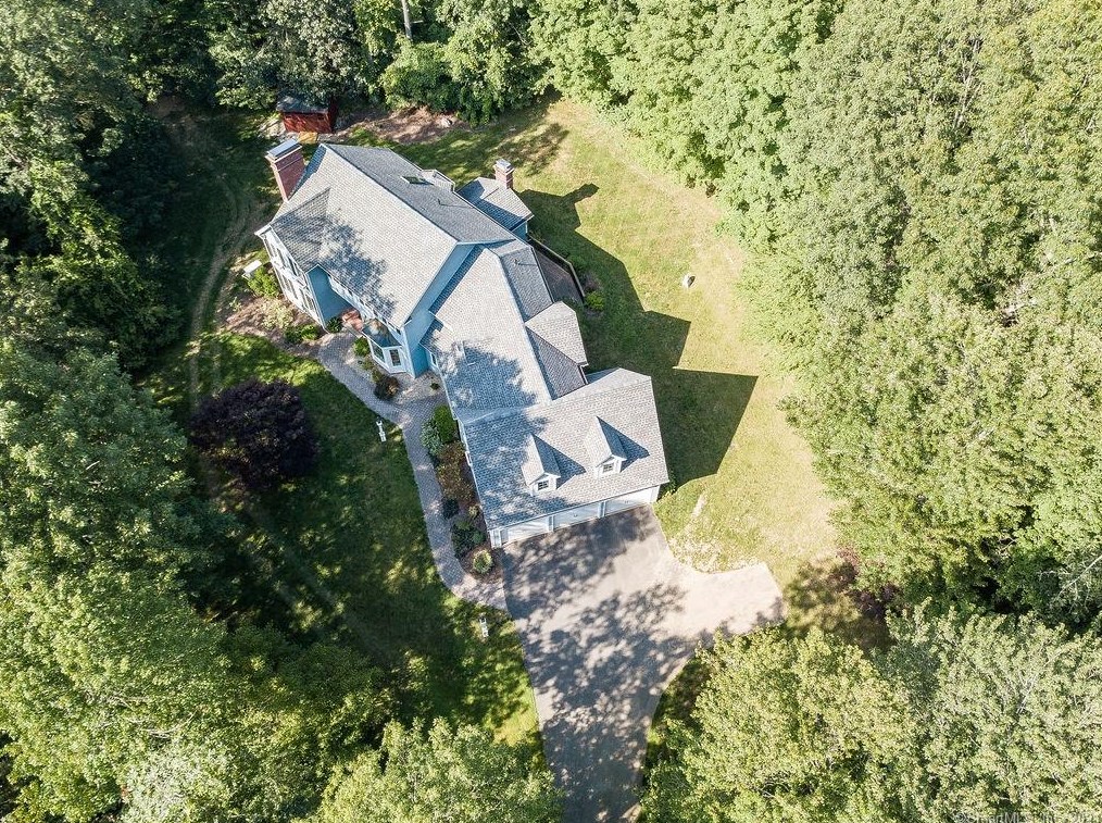 48 Andrew Dr, Collinsville CT  06019-5000 exterior