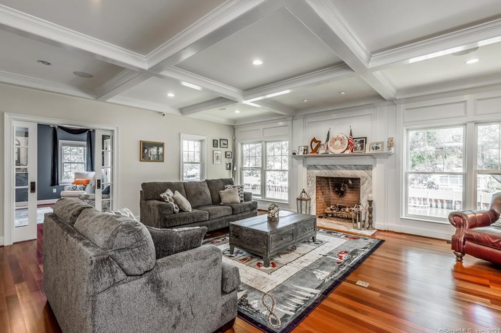 16 Channelside Dr, Fenwick CT  06475-1430 exterior