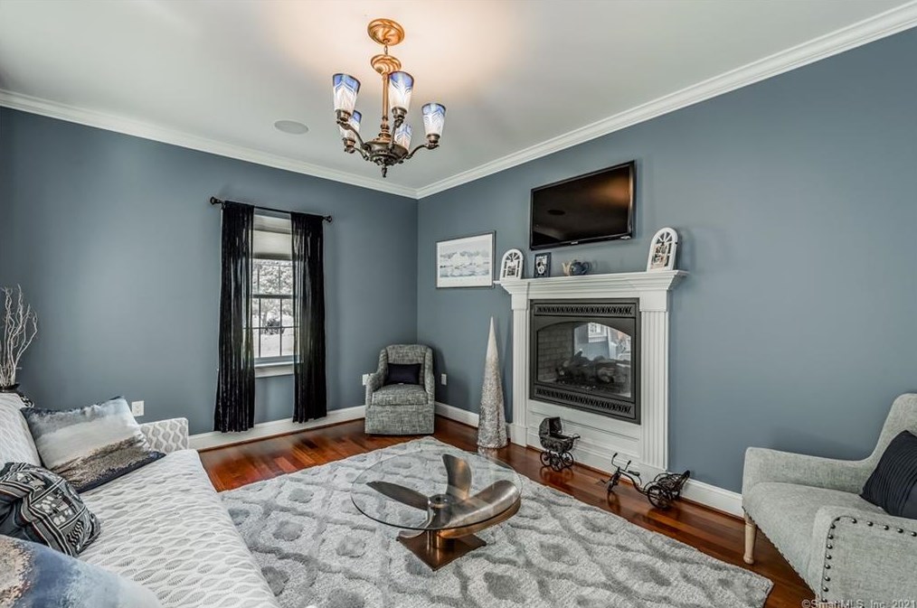 16 Channelside Dr, Fenwick CT  06475-1430 exterior