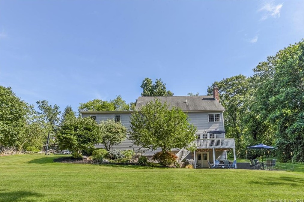47 Chittenden Rd, Deep River, CT 06419