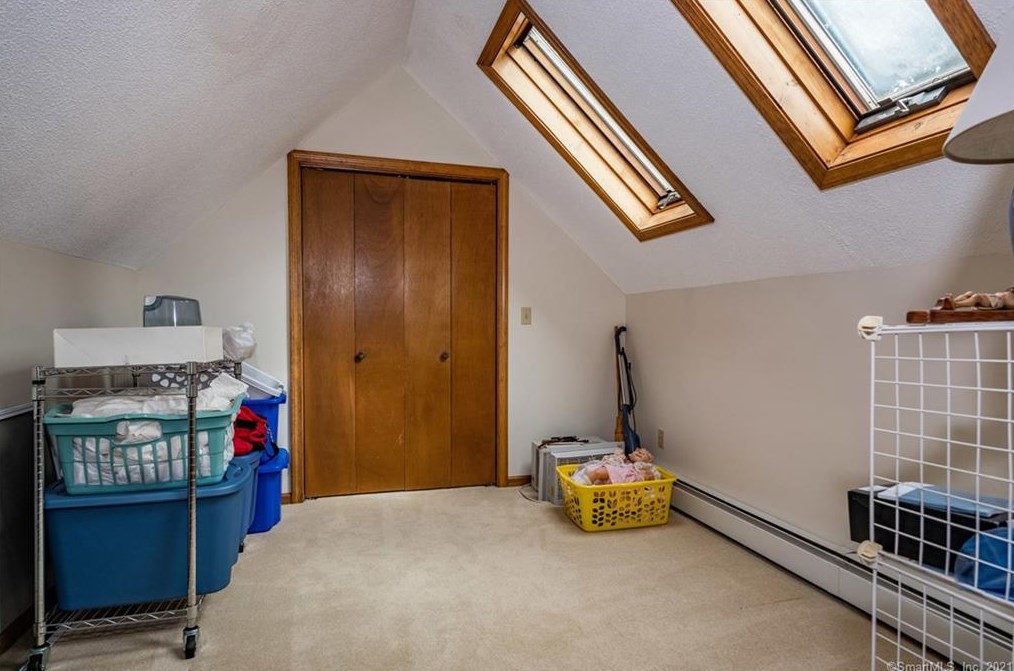 76 Ironworks Rd, Clinton CT  06413-1226 exterior