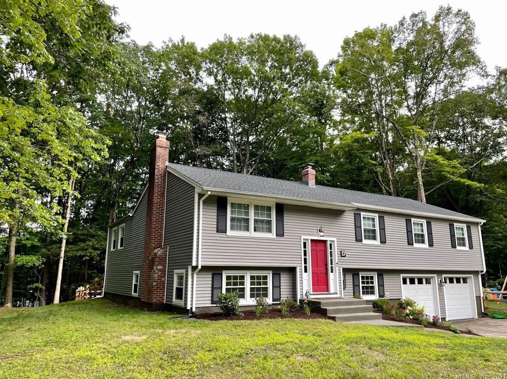 17 Bob White Way, Simsbury CT  06089-9767 exterior