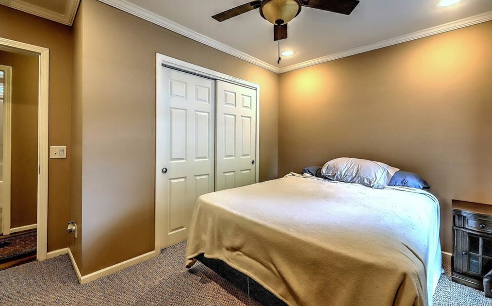 56 Woodland Park, Huntington CT  06484-5347 exterior