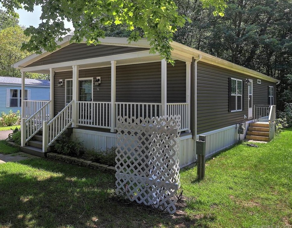 56 Woodland Park, Huntington CT  06484-5347 exterior