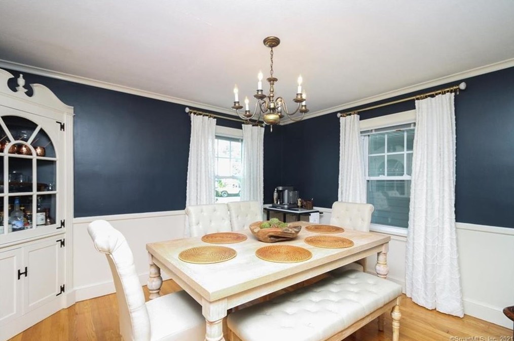 16 Auburn Rd, Hartford CT  06119-1301 exterior