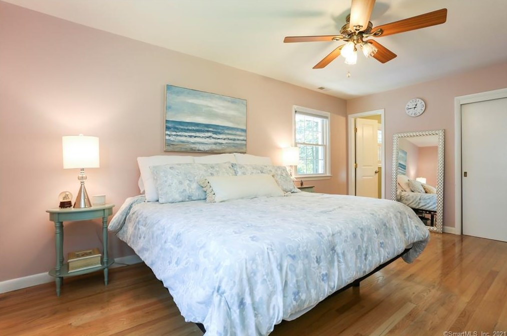 17 Birch Rise Dr, Newtown CT  06470-2005 exterior