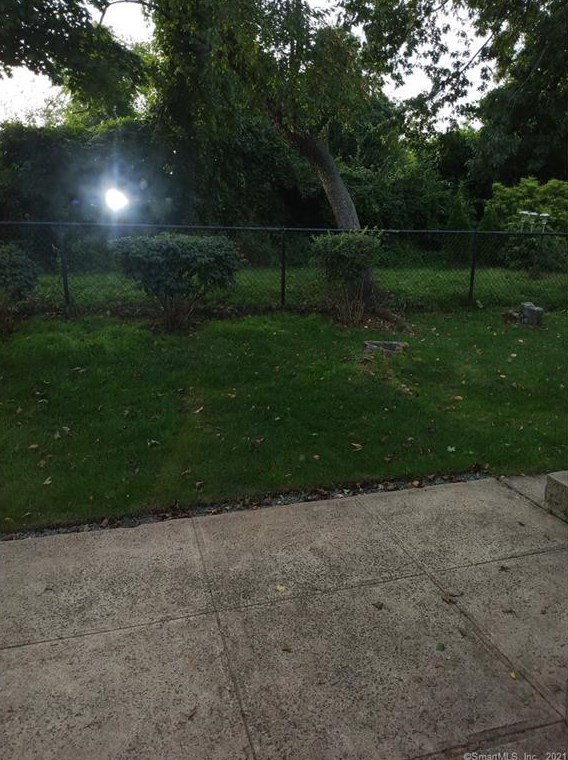 167 Centerbrook Rd, New Haven CT 06518-3413 exterior