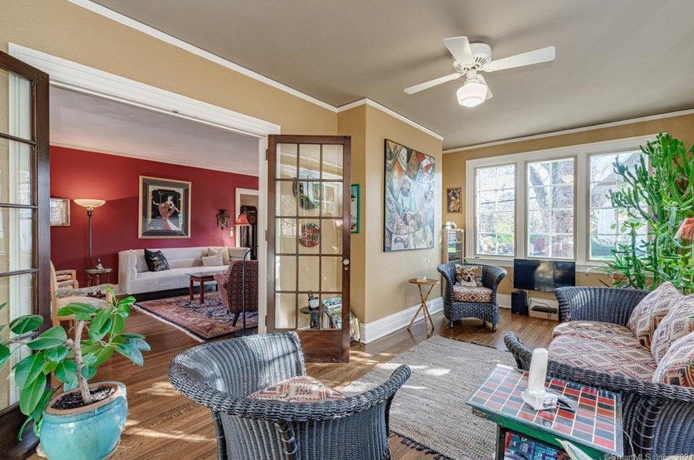 247 Terry Rd, Hartford CT 06105-1110 exterior