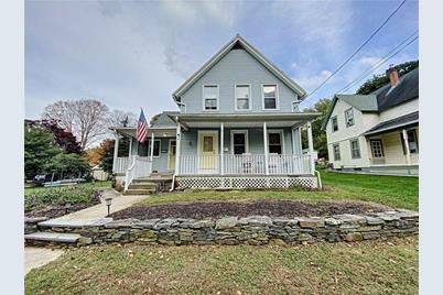 24 Mowry Avenue - Photo 1