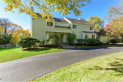 204 Hoyt Farm Road - Photo 1