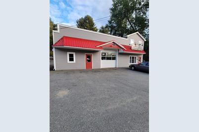 432 Putnam Pike - Photo 1