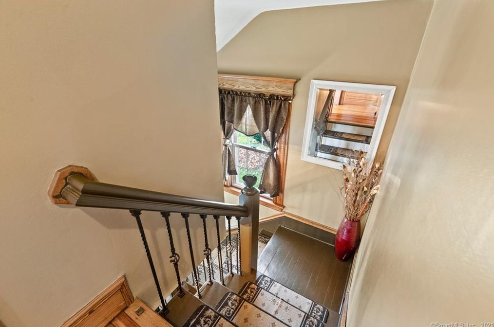 108 Freeman Ave, Stratford CT  06614-4021 exterior