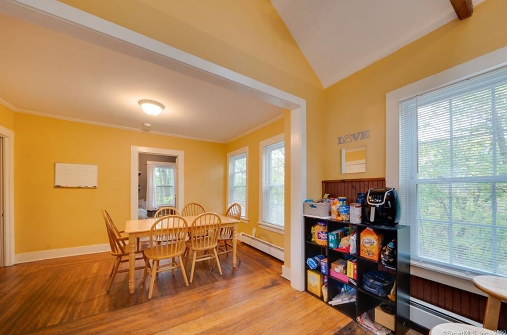 286 Summit St, Chestnut Hill CT  06226-2334 exterior