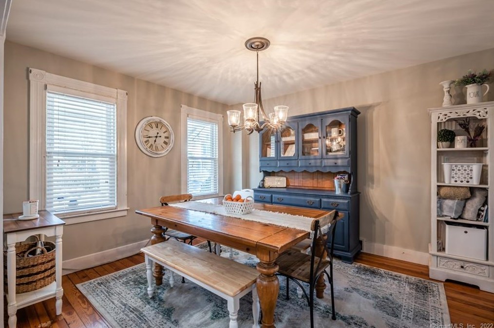 459 3 Ave, New Haven CT 06516-5447 exterior