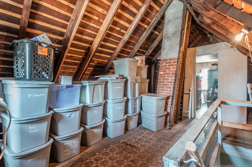 459 3 Ave, New Haven CT 06516-5447 exterior