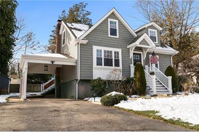 137 Lisbon Drive - Photo 1