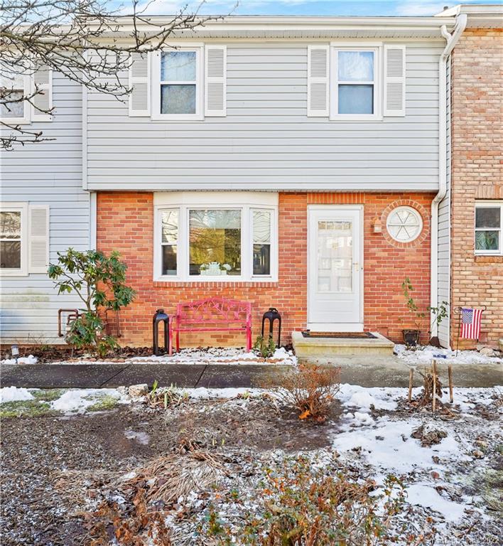 18 E Gate Ln 18, Hamden, CT 06514 MLS 170461726 18 E Gate Ln 18, Hamden, CT 06514 MLS 170461726