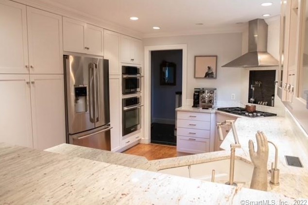 80 Mulberry Hl, New Haven CT  06517-3530 exterior