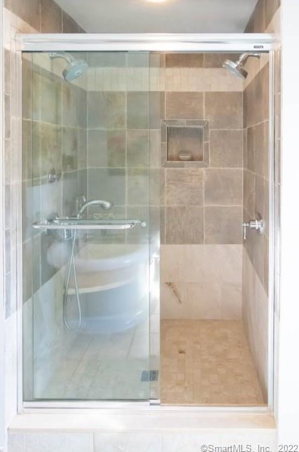 80 Mulberry Hl, New Haven CT  06517-3530 exterior