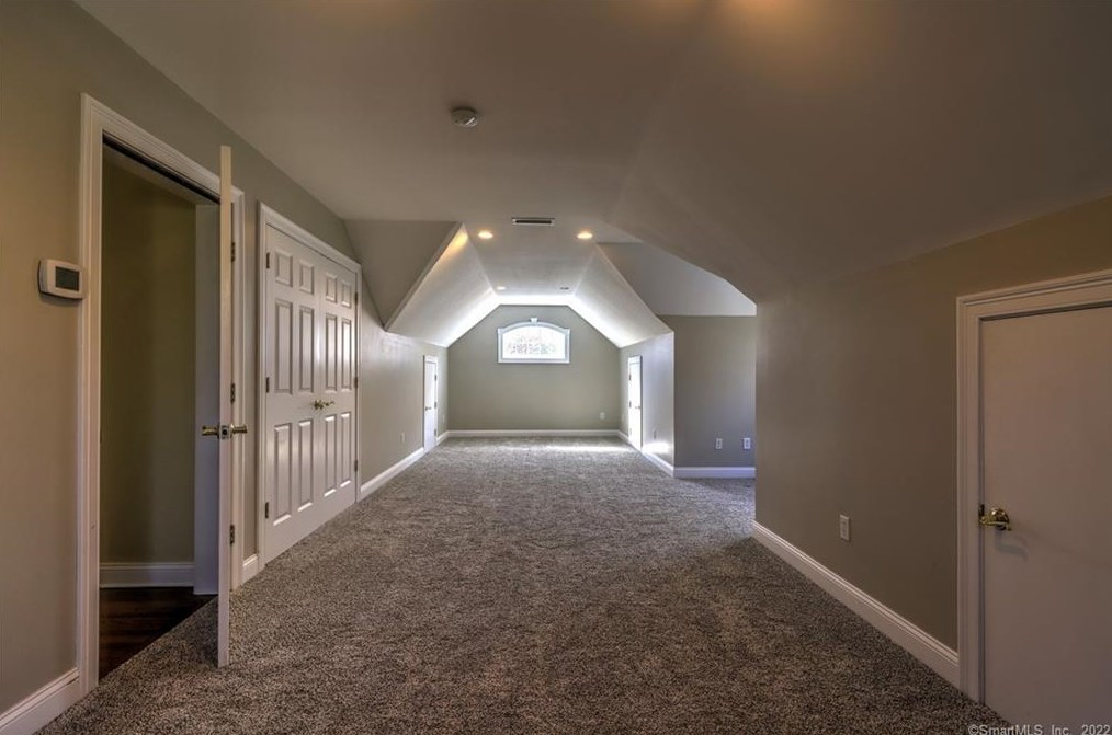 43 Kachina Way, Madison CT 06443 exterior