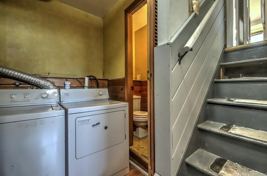 33 Newton St, New Haven CT 06512-1438 exterior