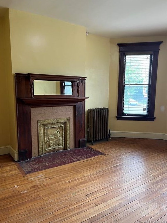 246 Collins St, Hartford CT 06105-1556 exterior