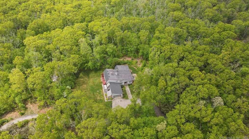 525 N Stonington Rd, Stonington, CT 06378