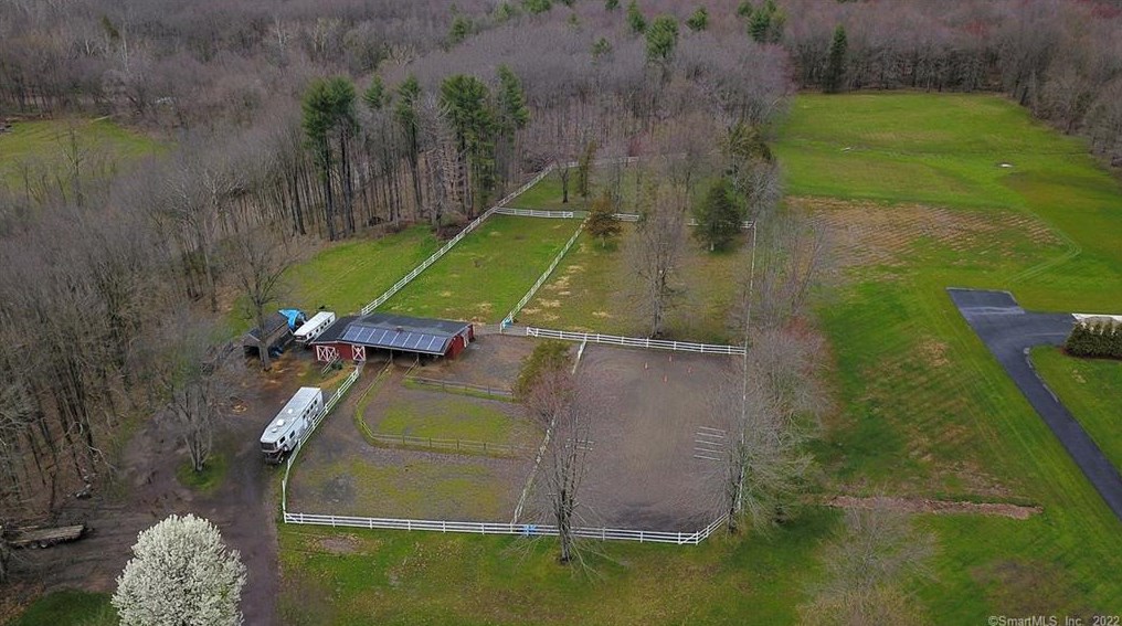 808 Br Rd, Suffield CT 06078-2321 exterior