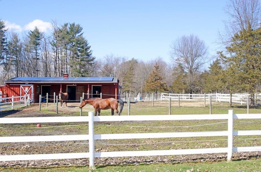 808 Br Rd, Suffield CT 06078-2321 exterior