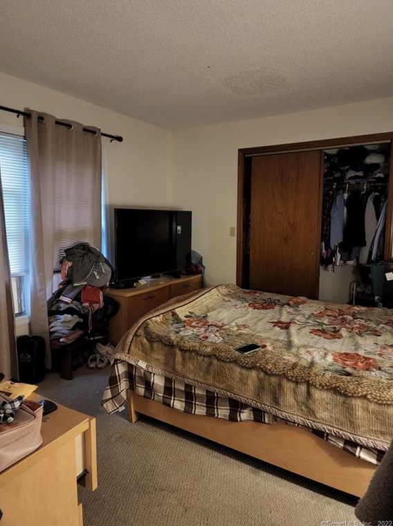 7 Margerie St, Danbury CT  06811-4644 exterior