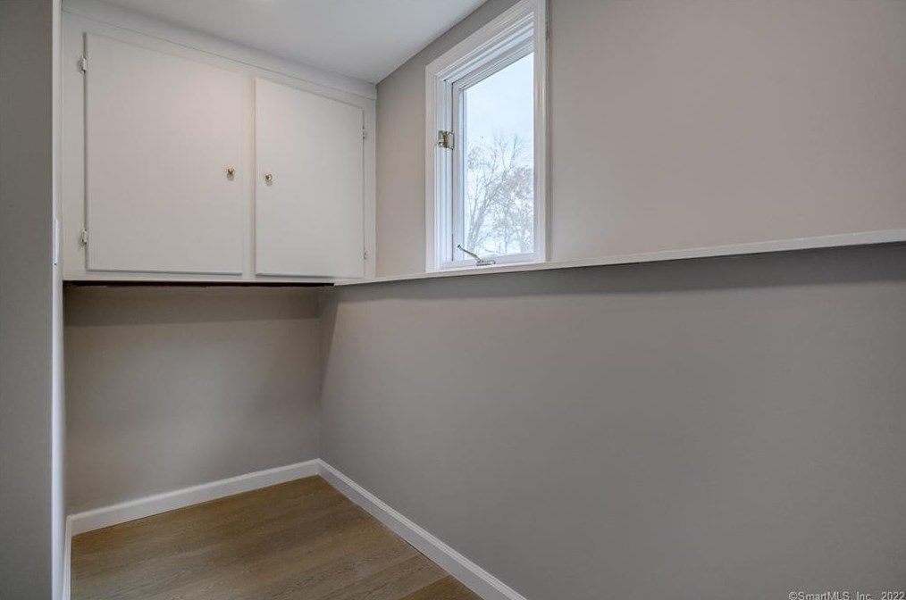 7 Sue Ter, Westport CT  06880-4523 exterior