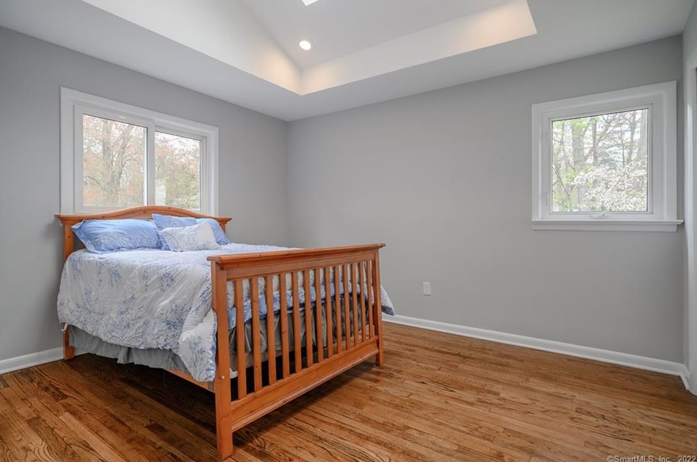 7 Sue Ter, Westport CT  06880-4523 exterior