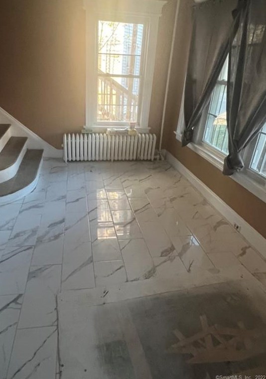 7 Oakland Ter, Hartford CT 06112-2347 exterior