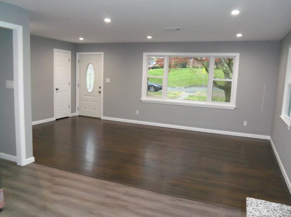 174 Buckingham St, Watertown CT  06779-1702 exterior