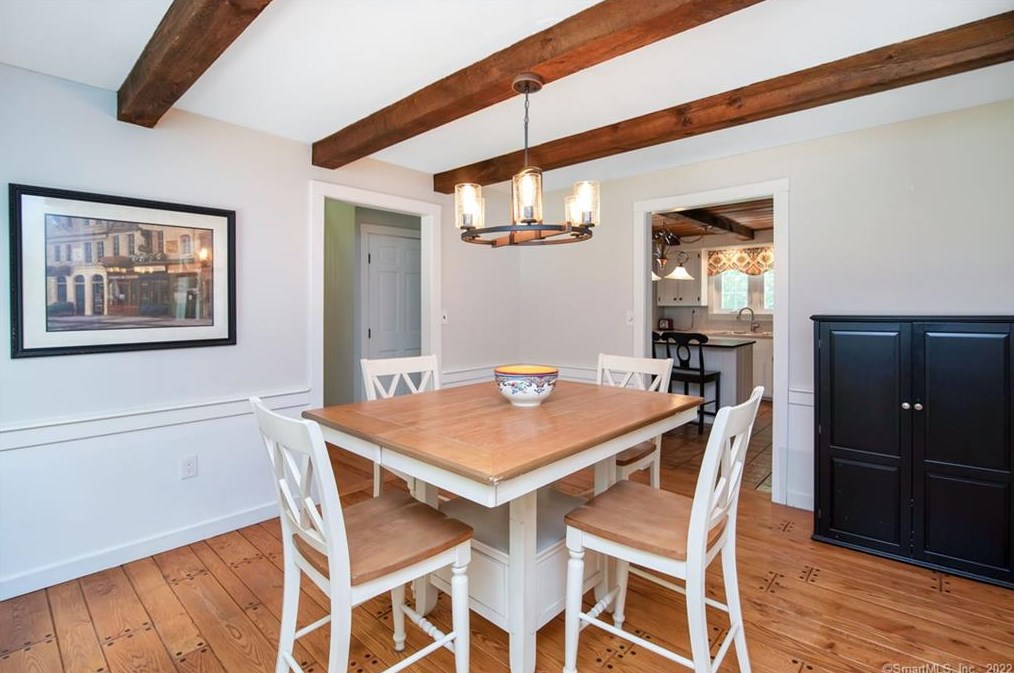 57 Old Kent Rd, Tolland CT 06084-3742 exterior