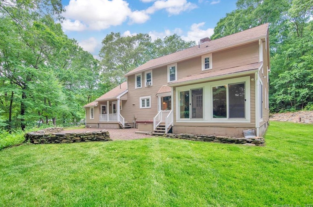 57 Old Kent Rd, Tolland CT 06084-3742 exterior