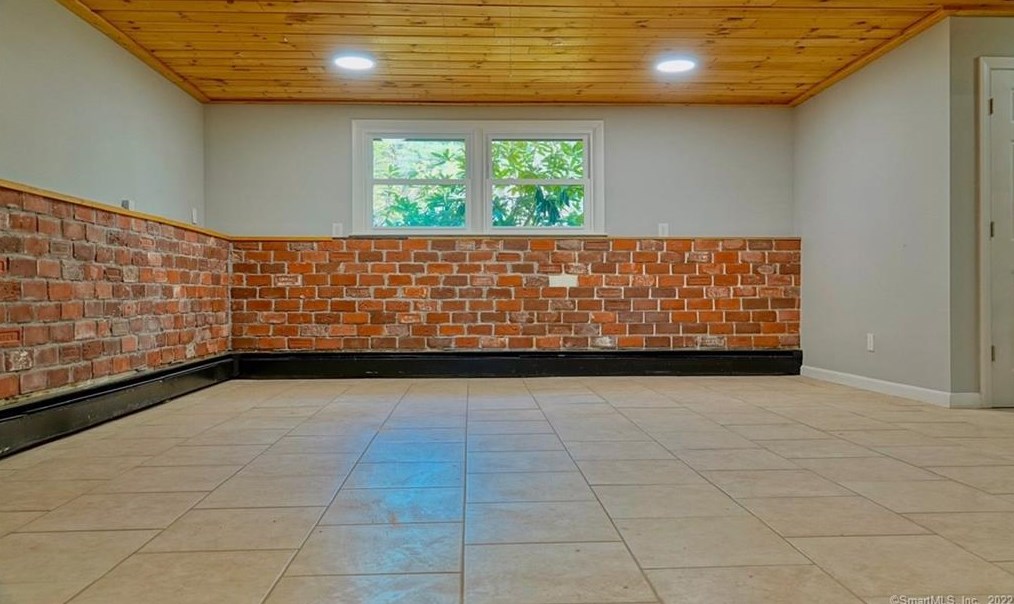 80 Martin, New Haven CT 06517-2333 exterior